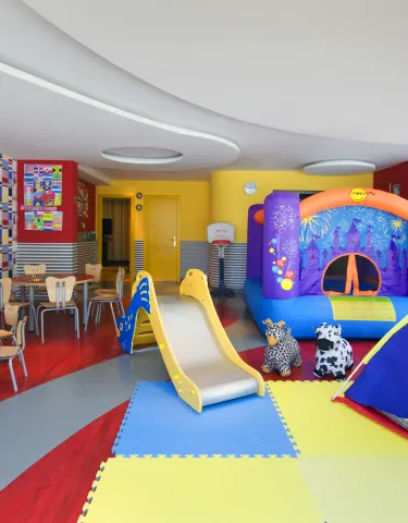 Детский отдых в отеле Waldorf Astoria Ras Al Khaimah 5*