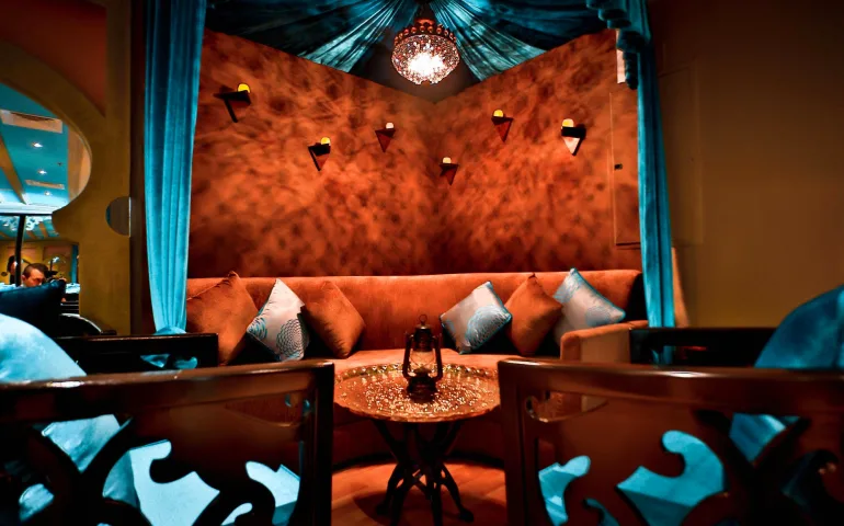 Анимация, шоу в отеле Signature Hotel Al Barsha 4*